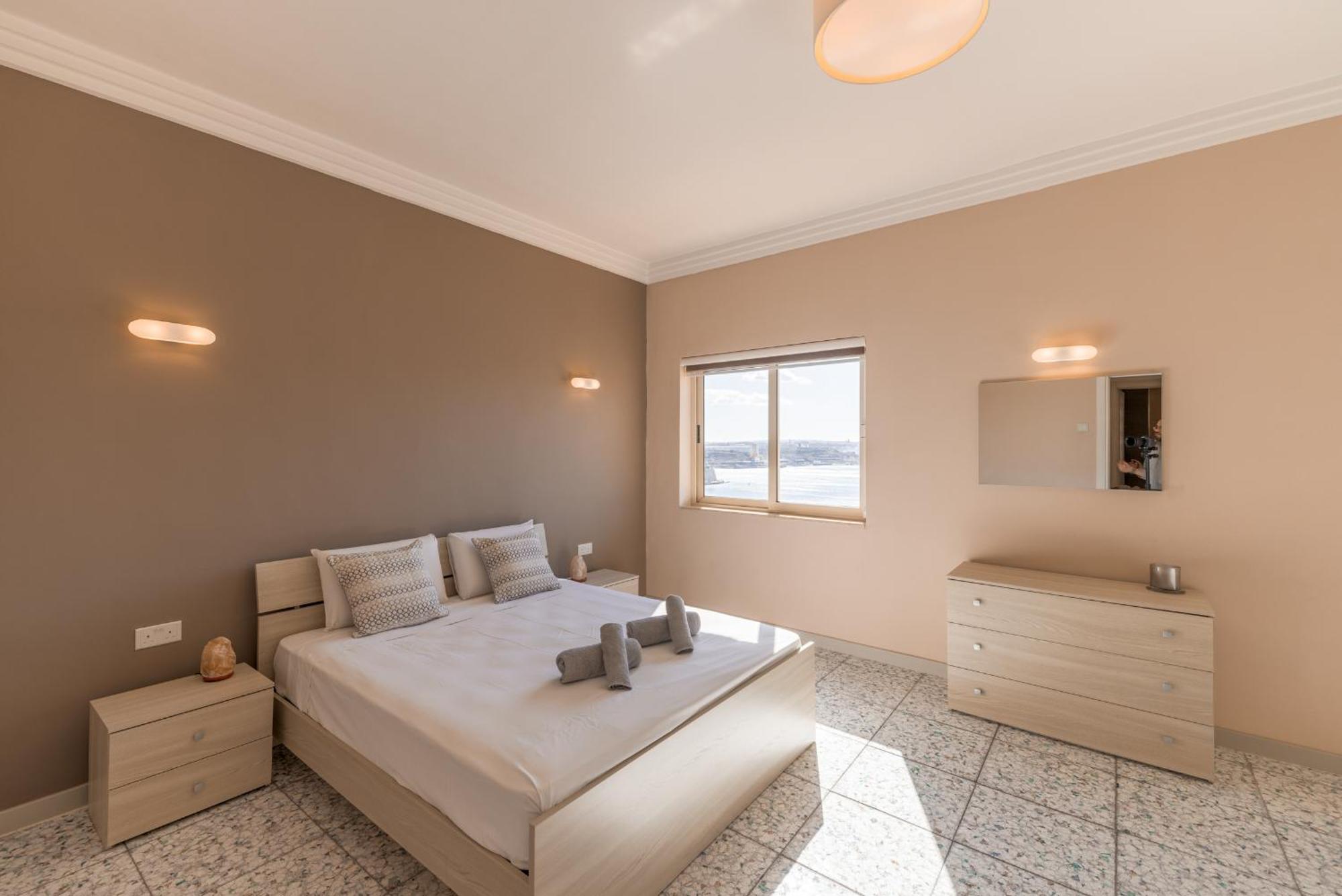 Harbour View - Large 2Br Apartment Valletta Exterior photo